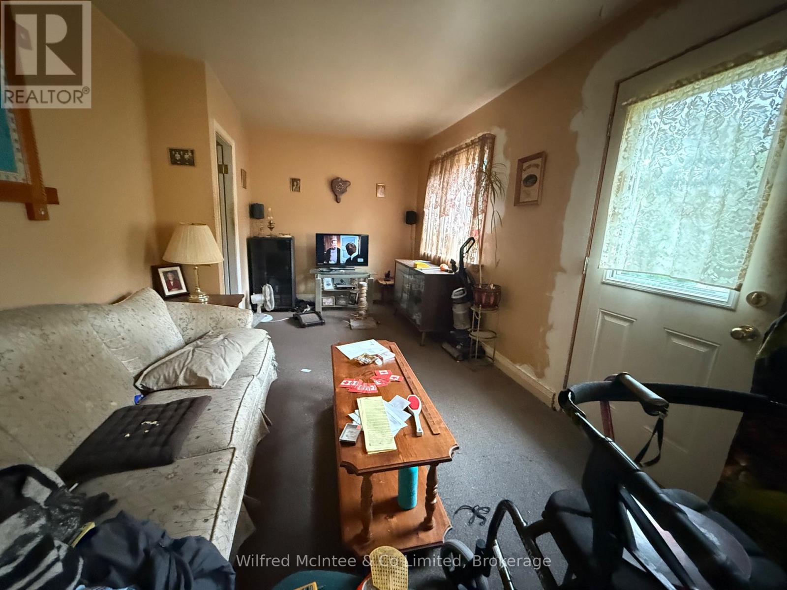 408 Mary Street, Brockton, Ontario  N0G 2V0 - Photo 14 - X12458733