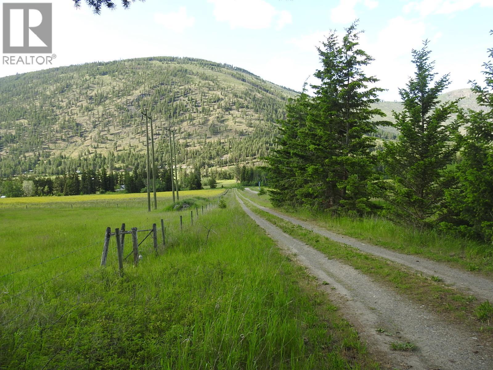 4345 Colebank Road, Falkland, British Columbia  V0E 1W1 - Photo 8 - 10352475