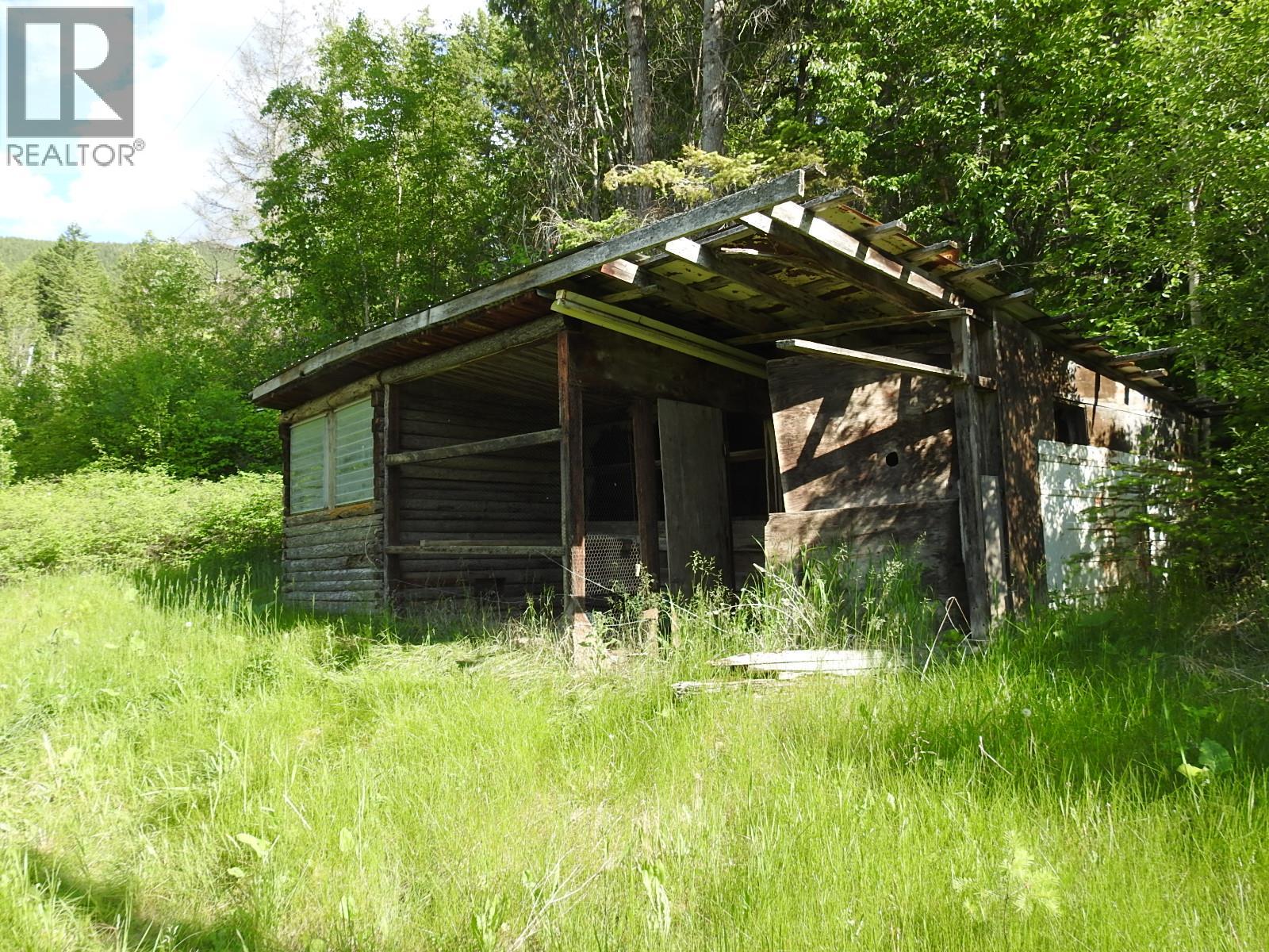 4345 Colebank Road, Falkland, British Columbia  V0E 1W1 - Photo 18 - 10352475