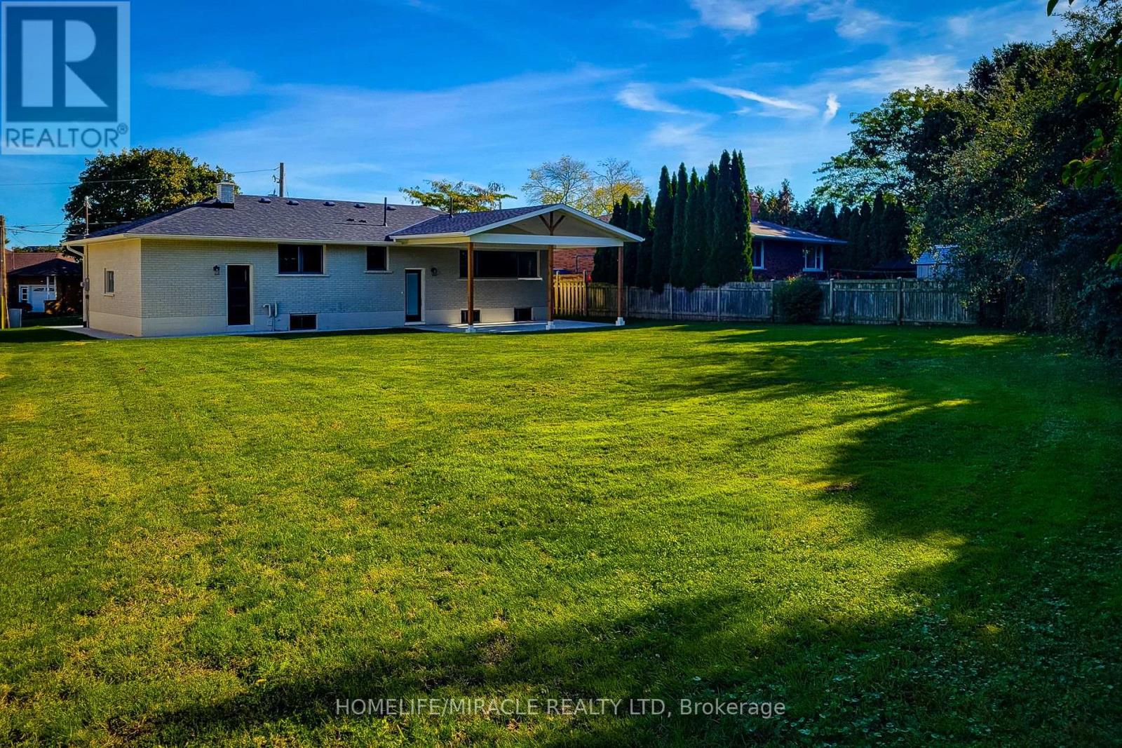 26 George Street, Grimsby, Ontario  L3M 3Y6 - Photo 43 - X12458728