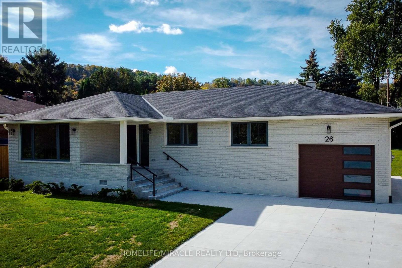 26 George Street, Grimsby, Ontario  L3M 3Y6 - Photo 6 - X12458728