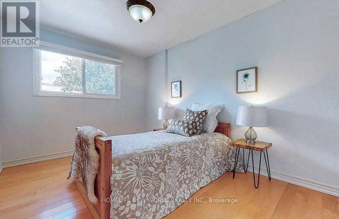 58 Marathon Crescent, Toronto, Ontario  M2R 2L7 - Photo 15 - C12458731