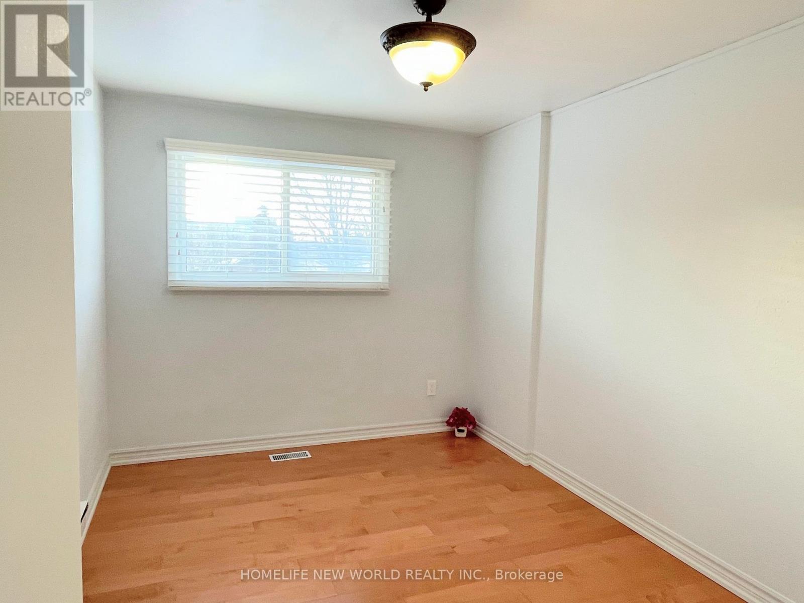 58 Marathon Crescent, Toronto, Ontario  M2R 2L7 - Photo 21 - C12458731
