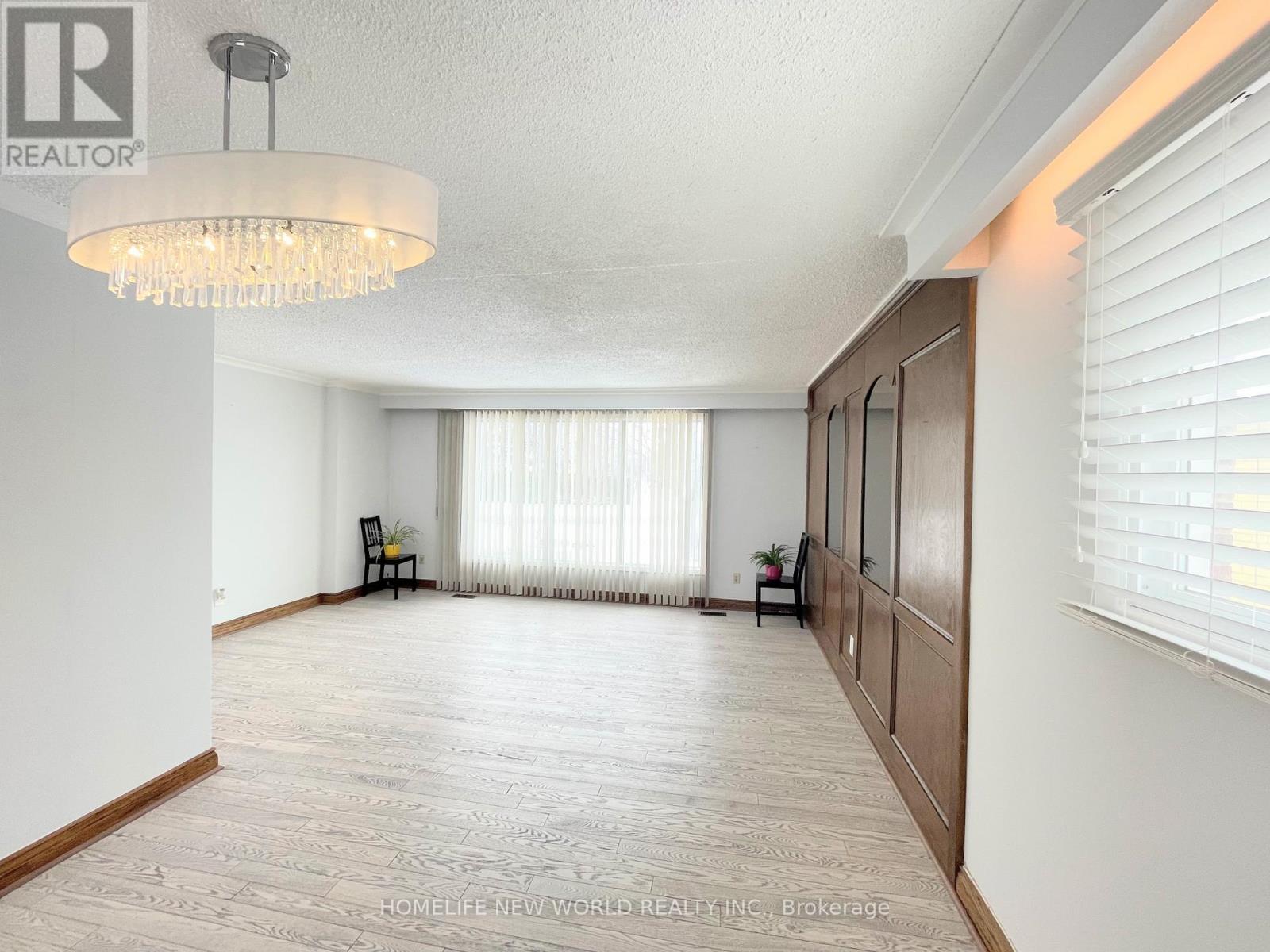 58 Marathon Crescent, Toronto, Ontario  M2R 2L7 - Photo 33 - C12458731