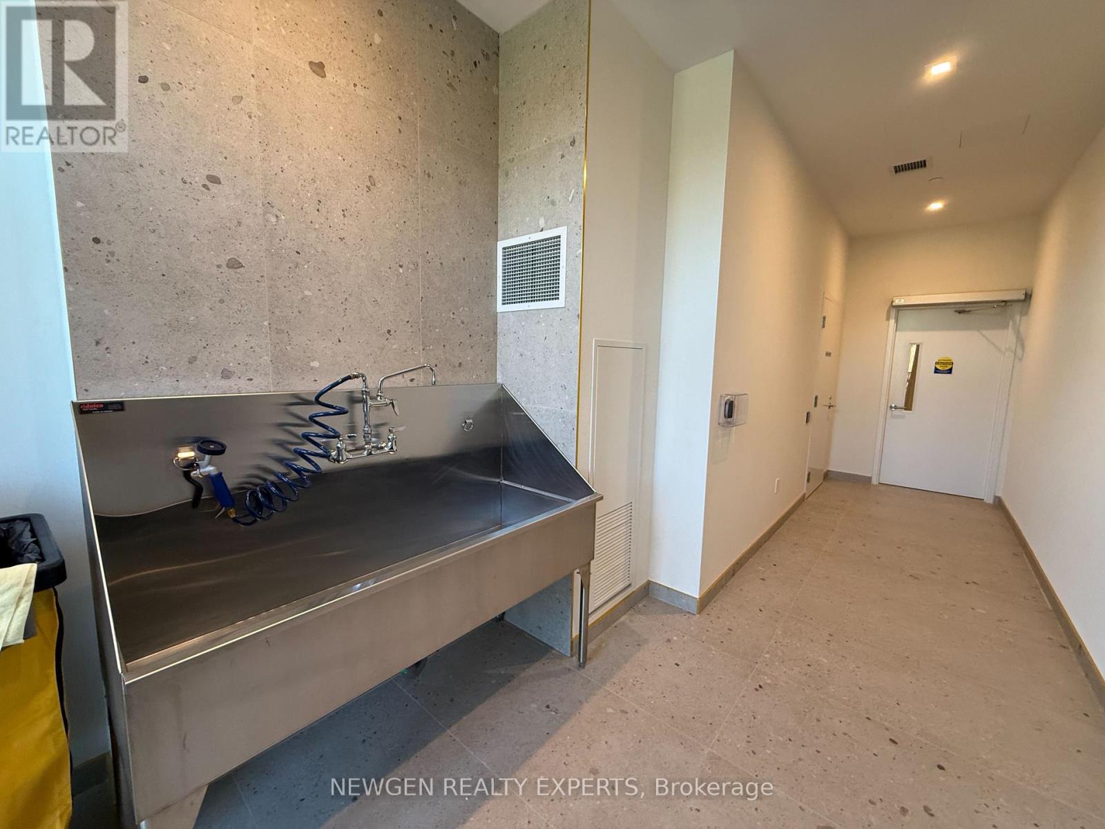 214 - 1 Kyle Lowry Road, Toronto, Ontario  M3C 0S6 - Photo 41 - C12458732