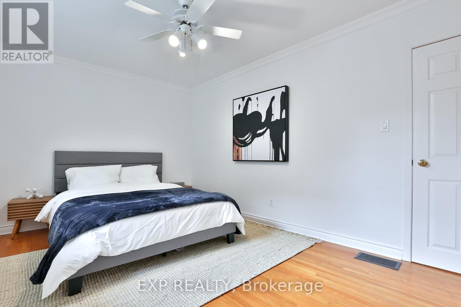 165 Carlson Drive, Newmarket, Ontario  L3Y 3H2 - Photo 13 - N12458730