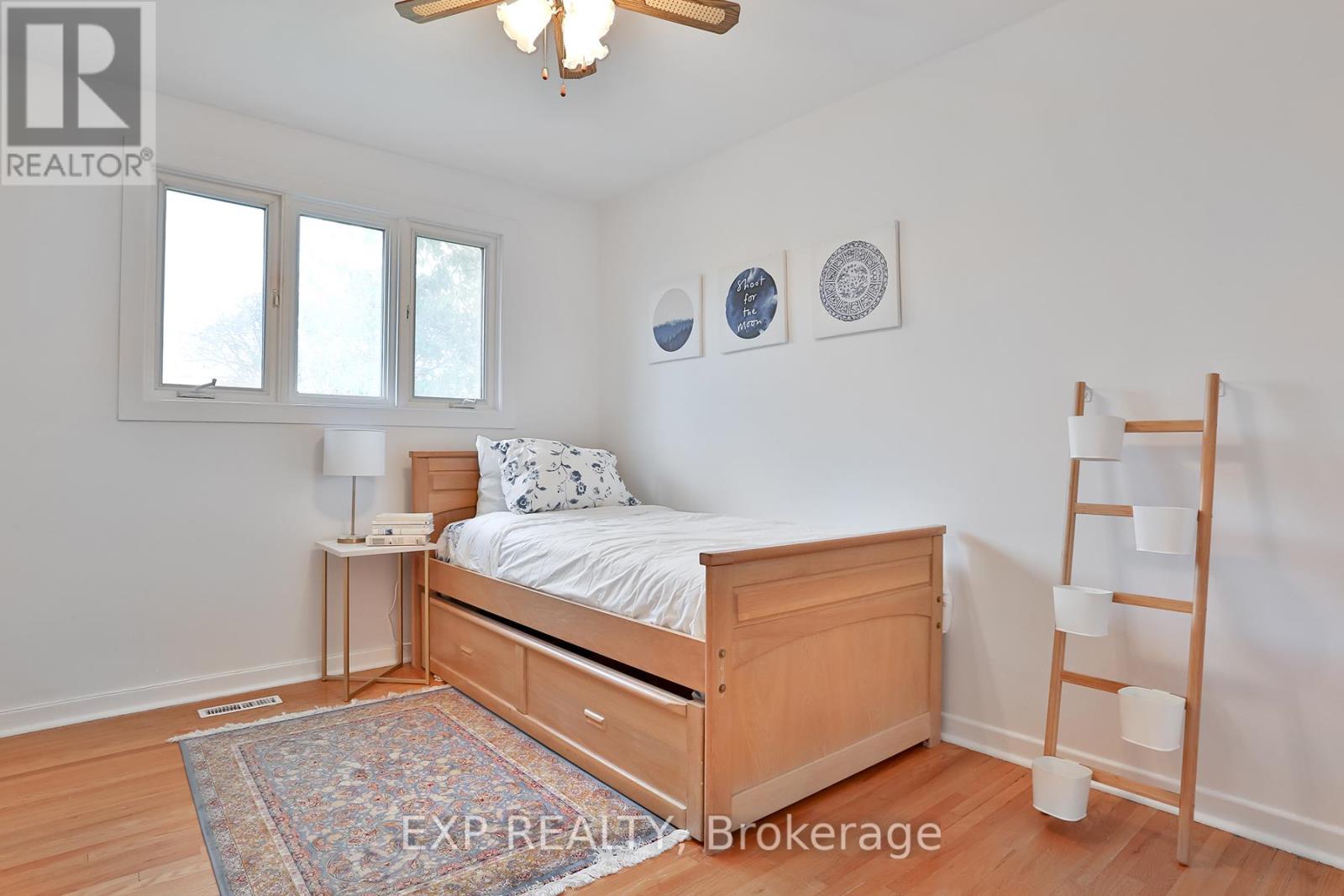165 Carlson Drive, Newmarket, Ontario  L3Y 3H2 - Photo 15 - N12458730