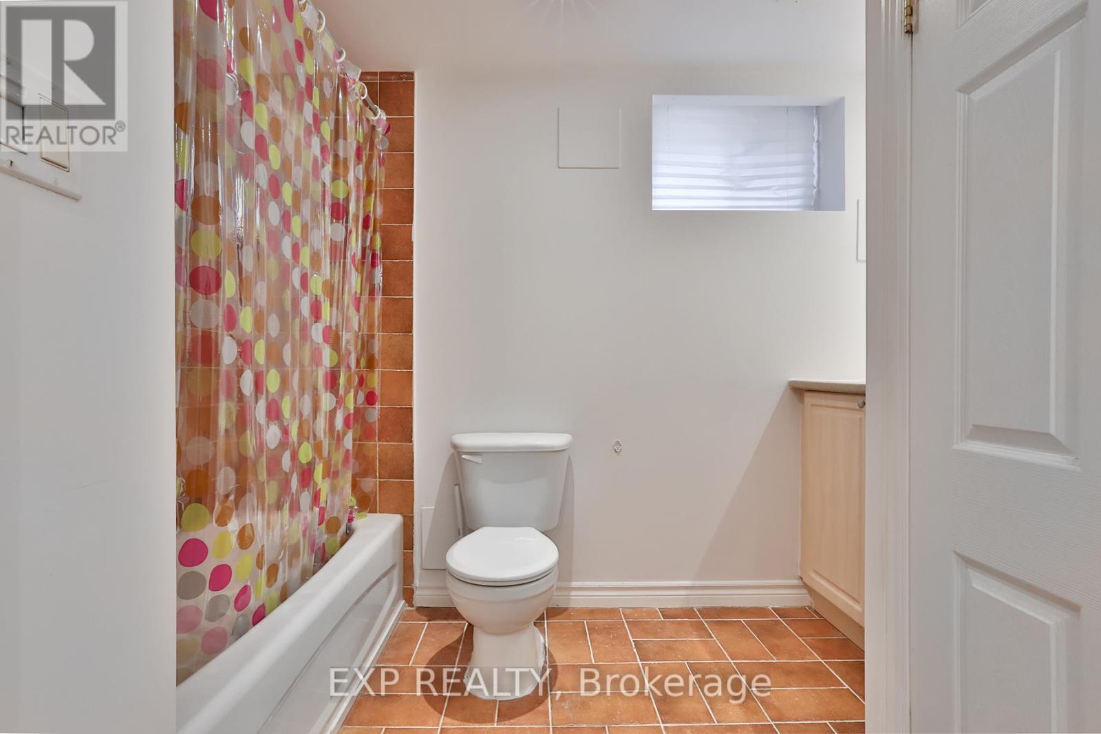165 Carlson Drive, Newmarket, Ontario  L3Y 3H2 - Photo 34 - N12458730