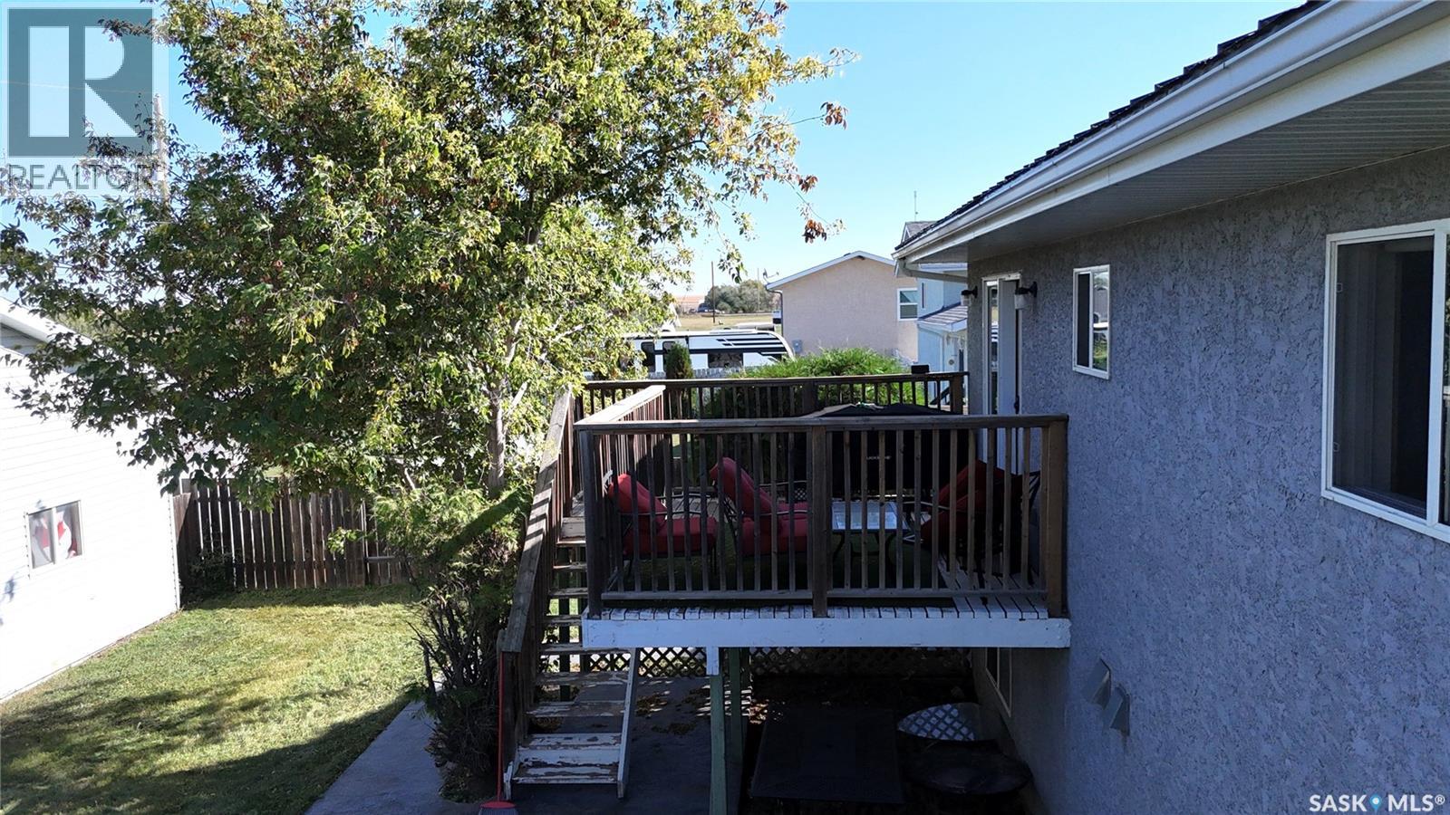 303 4th Street, Dundurn, Saskatchewan  S0K 1K0 - Photo 8 - SK019443