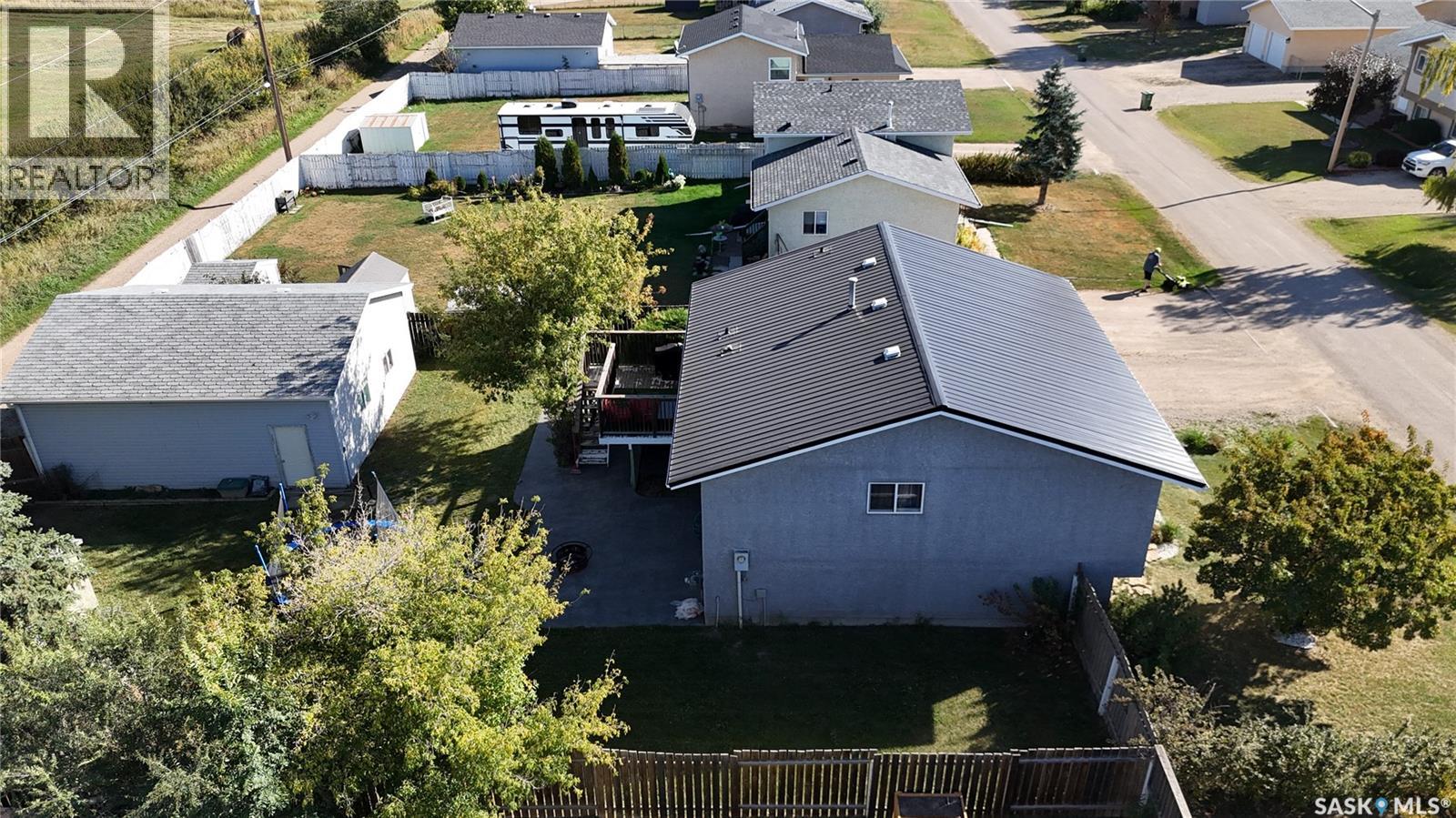 303 4th Street, Dundurn, Saskatchewan  S0K 1K0 - Photo 6 - SK019443