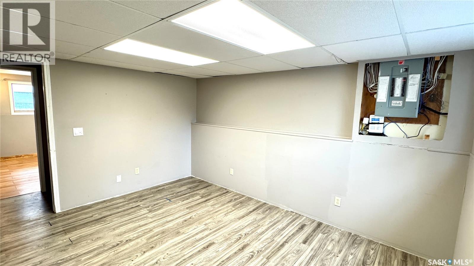 303 4th Street, Dundurn, Saskatchewan  S0K 1K0 - Photo 41 - SK019443