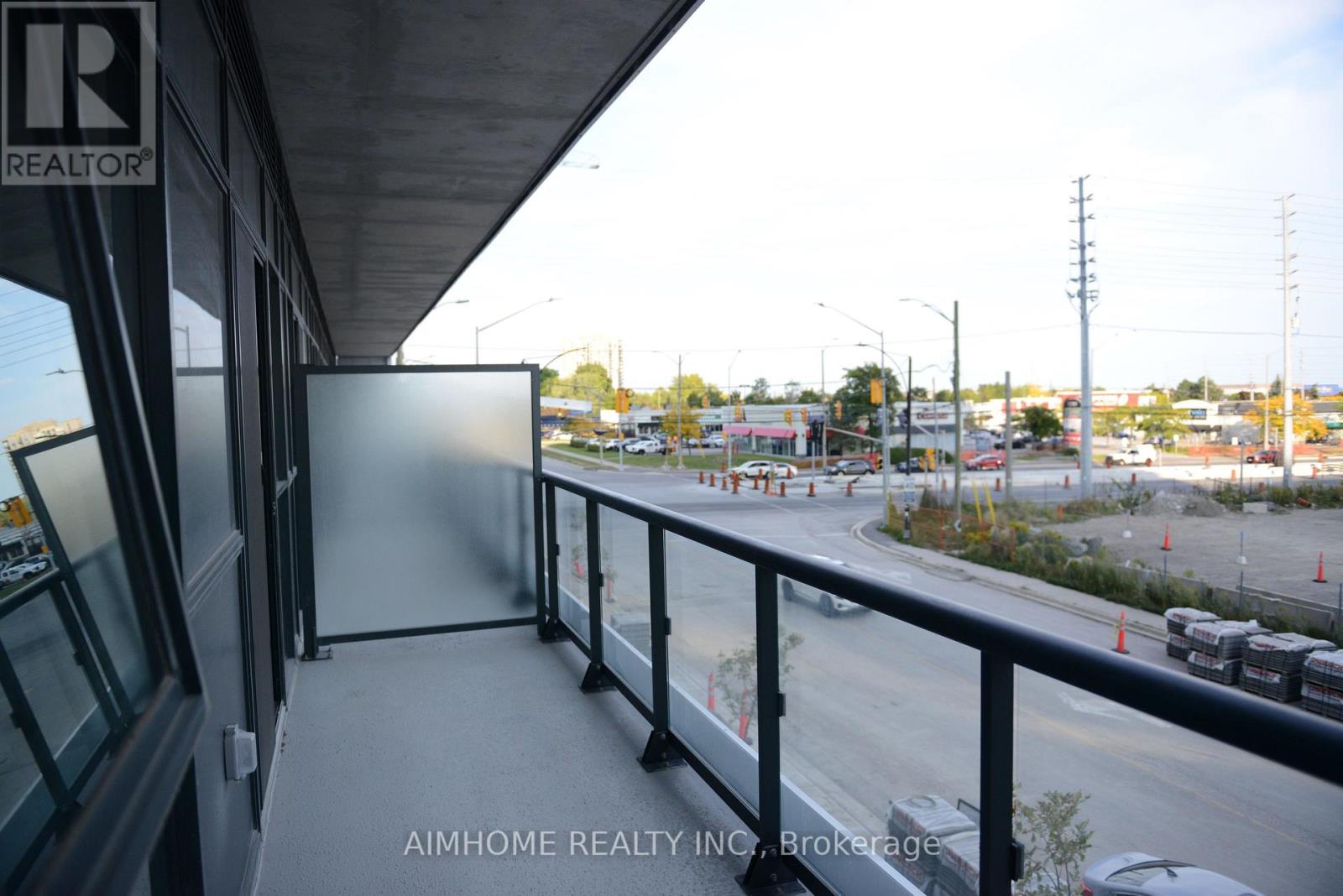 206 - 15 Watergarden Drive, Mississauga, Ontario  L5R 0H4 - Photo 17 - W12458729