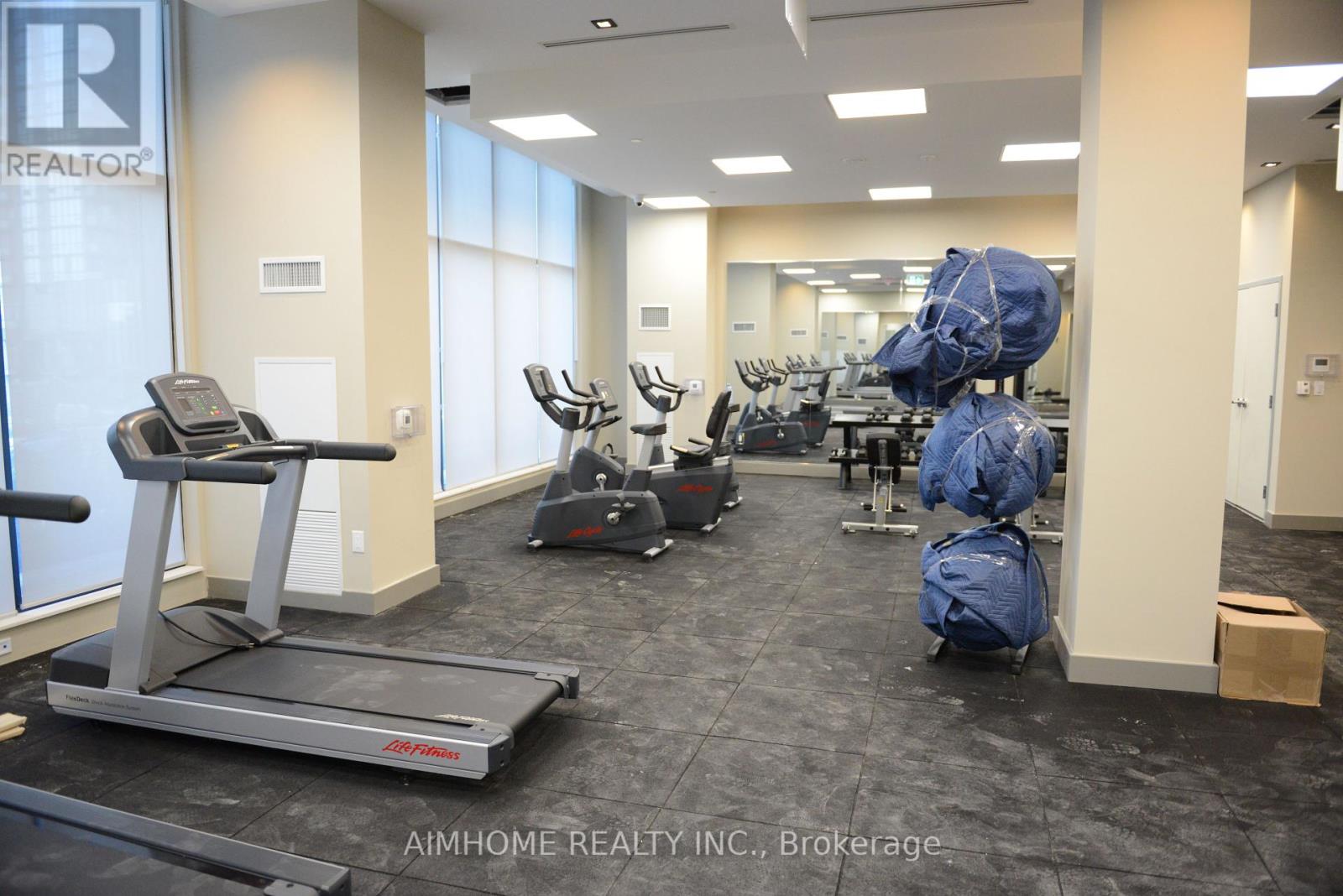 206 - 15 Watergarden Drive, Mississauga, Ontario  L5R 0H4 - Photo 18 - W12458729