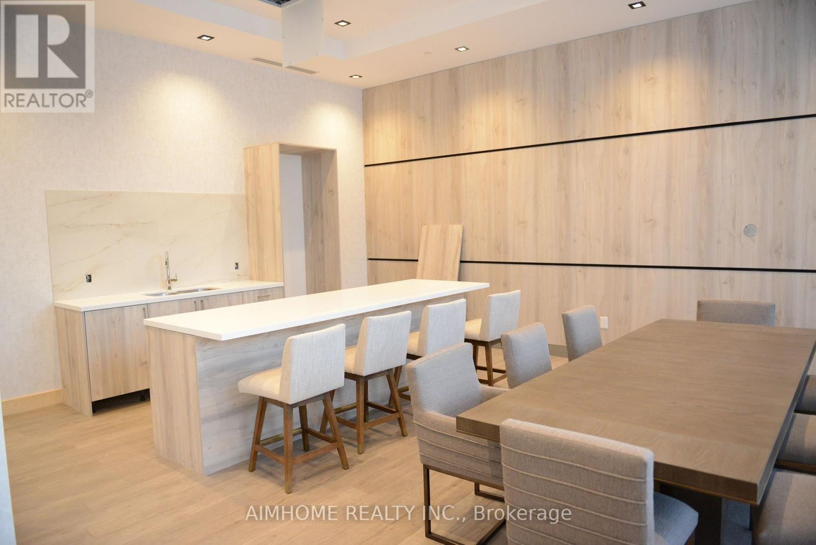 206 - 15 Watergarden Drive, Mississauga, Ontario  L5R 0H4 - Photo 22 - W12458729