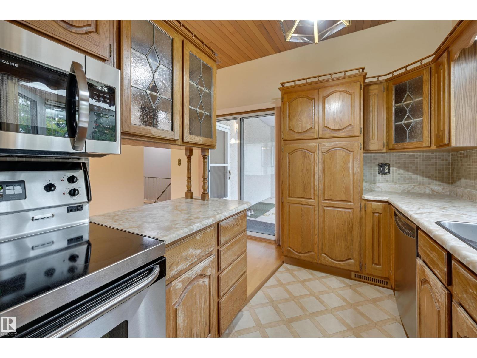 6211 148 Av Nw Nw, Edmonton, Alberta  T5A 1V2 - Photo 16 - E4461865