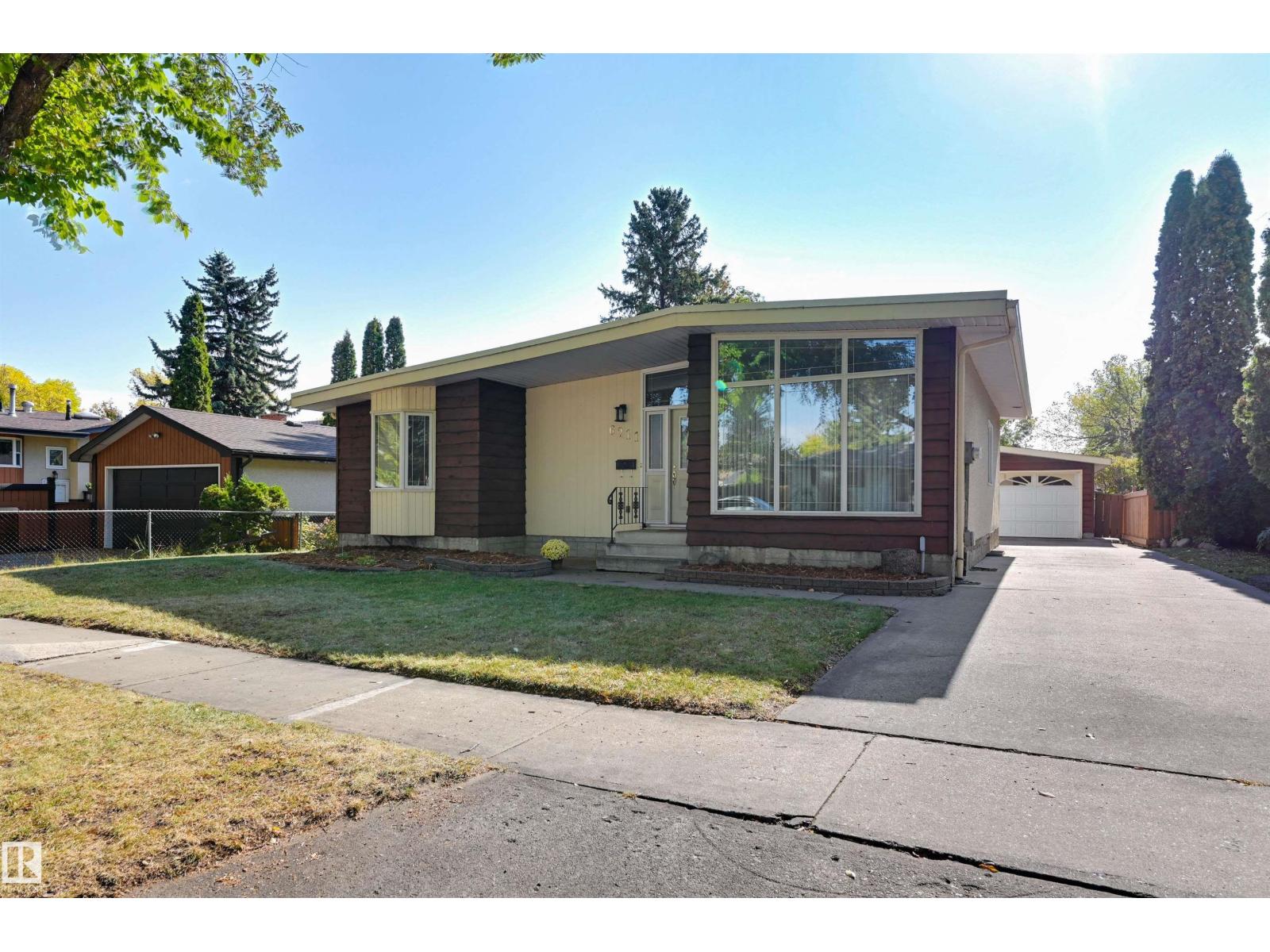 6211 148 Av Nw Nw, Edmonton, Alberta  T5A 1V2 - Photo 3 - E4461865