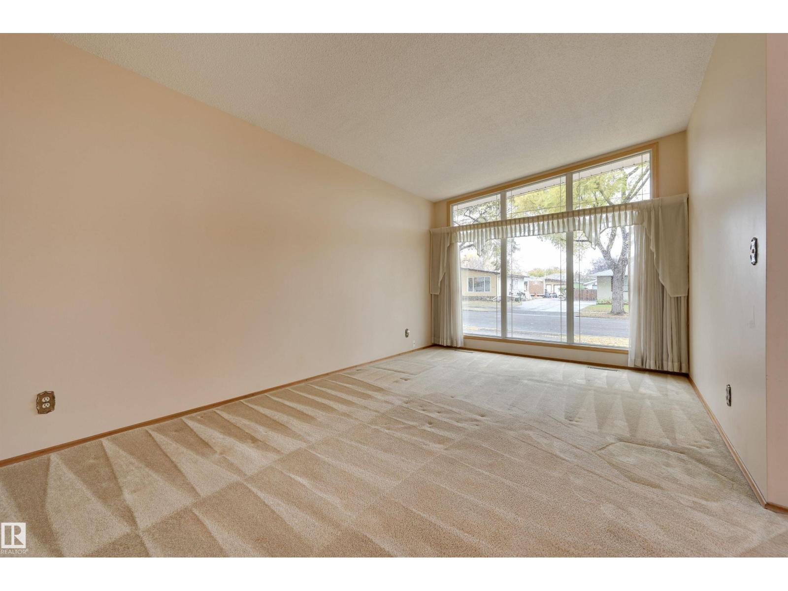 6211 148 Av Nw Nw, Edmonton, Alberta  T5A 1V2 - Photo 8 - E4461865