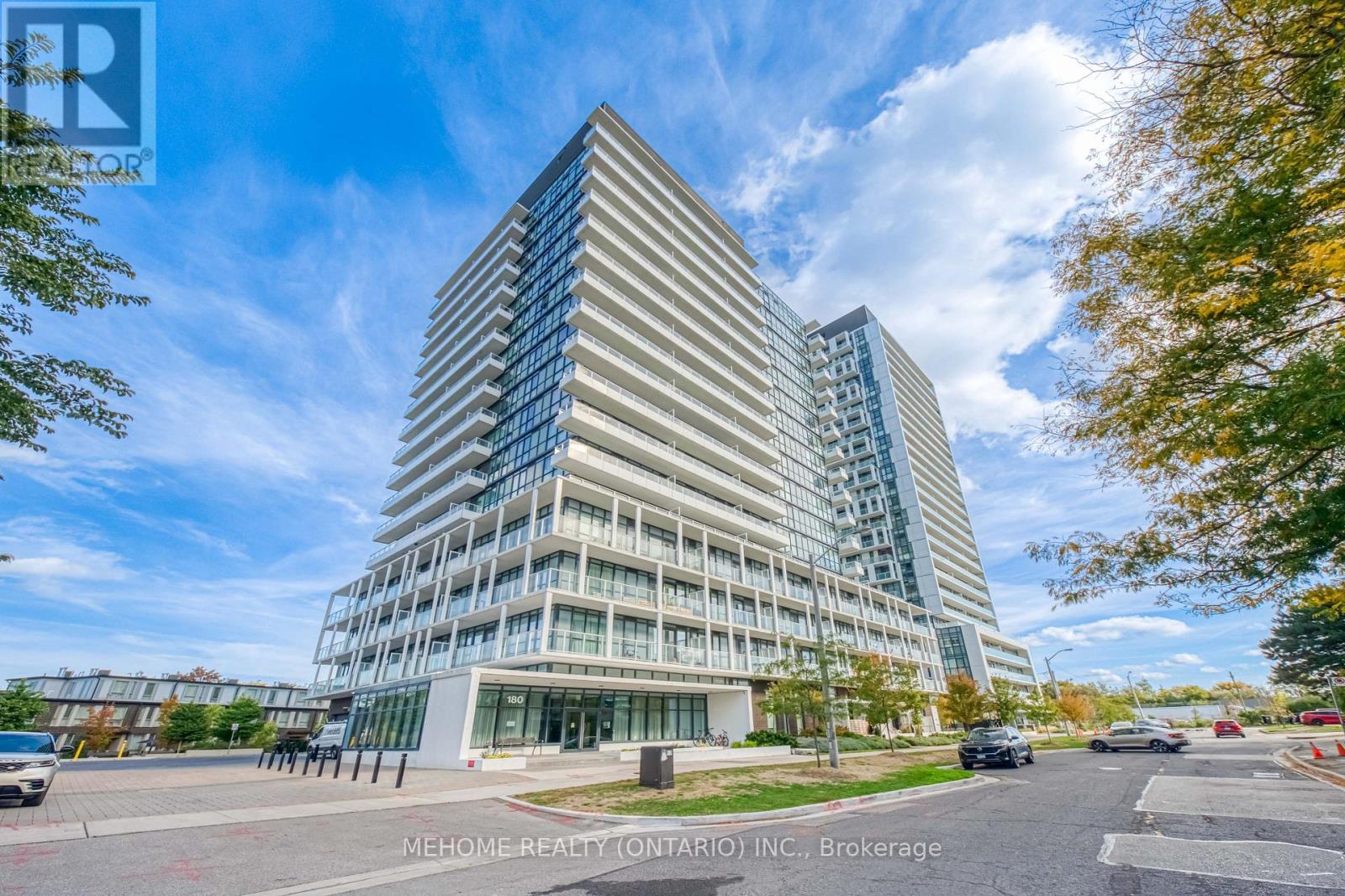905 - 180 FAIRVIEW MALL DRIVE, Toronto, Ontario