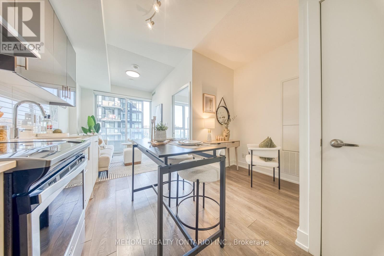 905 - 180 Fairview Mall Drive, Toronto (Don Valley Village), Ontario  M2J 4T1 - Photo 13 - C12458736