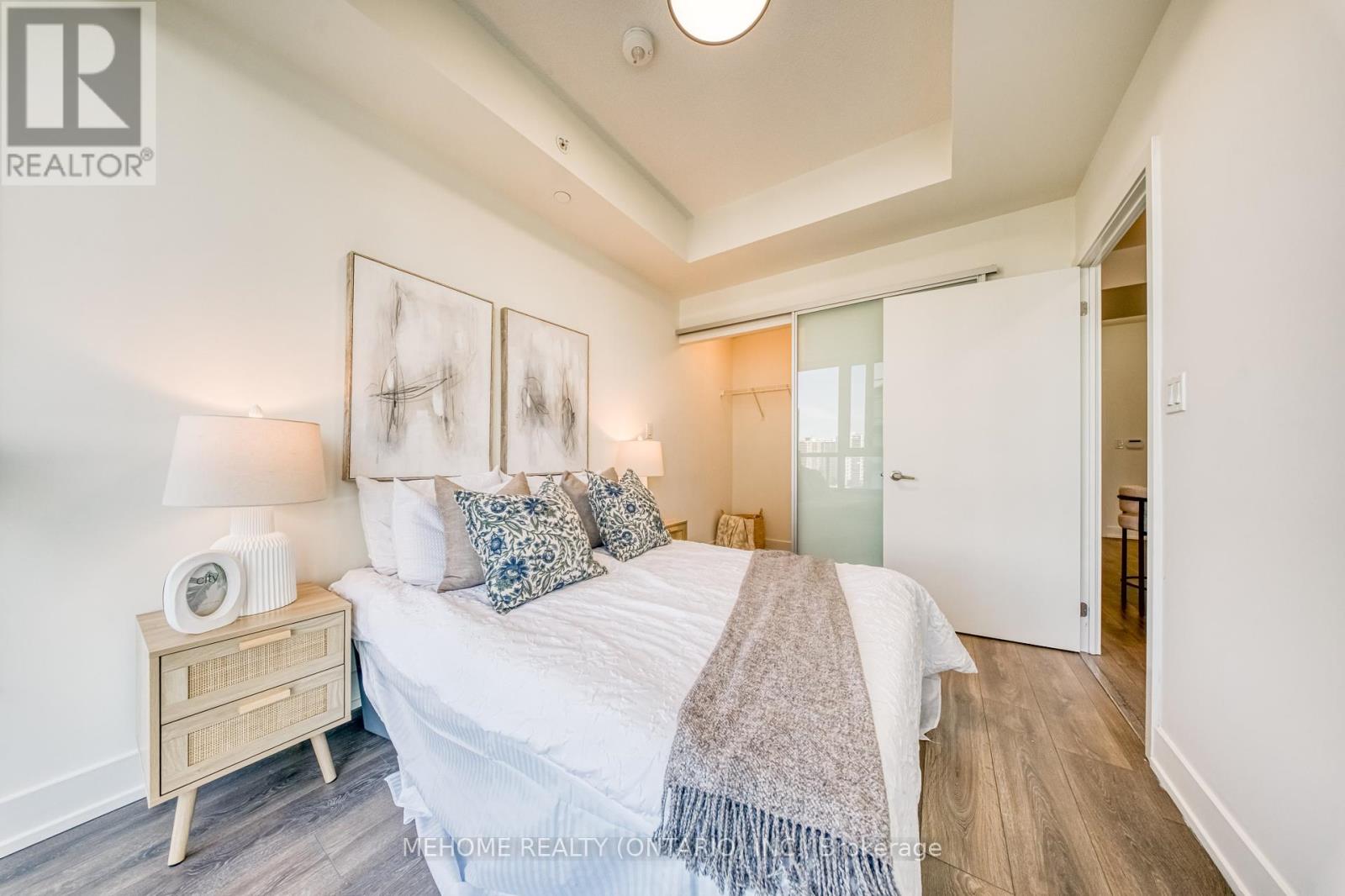 905 - 180 Fairview Mall Drive, Toronto (Don Valley Village), Ontario  M2J 4T1 - Photo 19 - C12458736