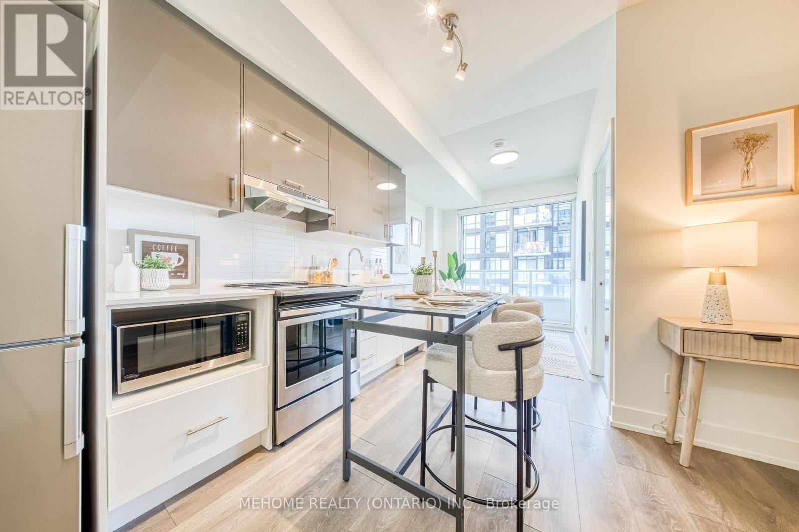 905 - 180 Fairview Mall Drive, Toronto (Don Valley Village), Ontario  M2J 4T1 - Photo 8 - C12458736