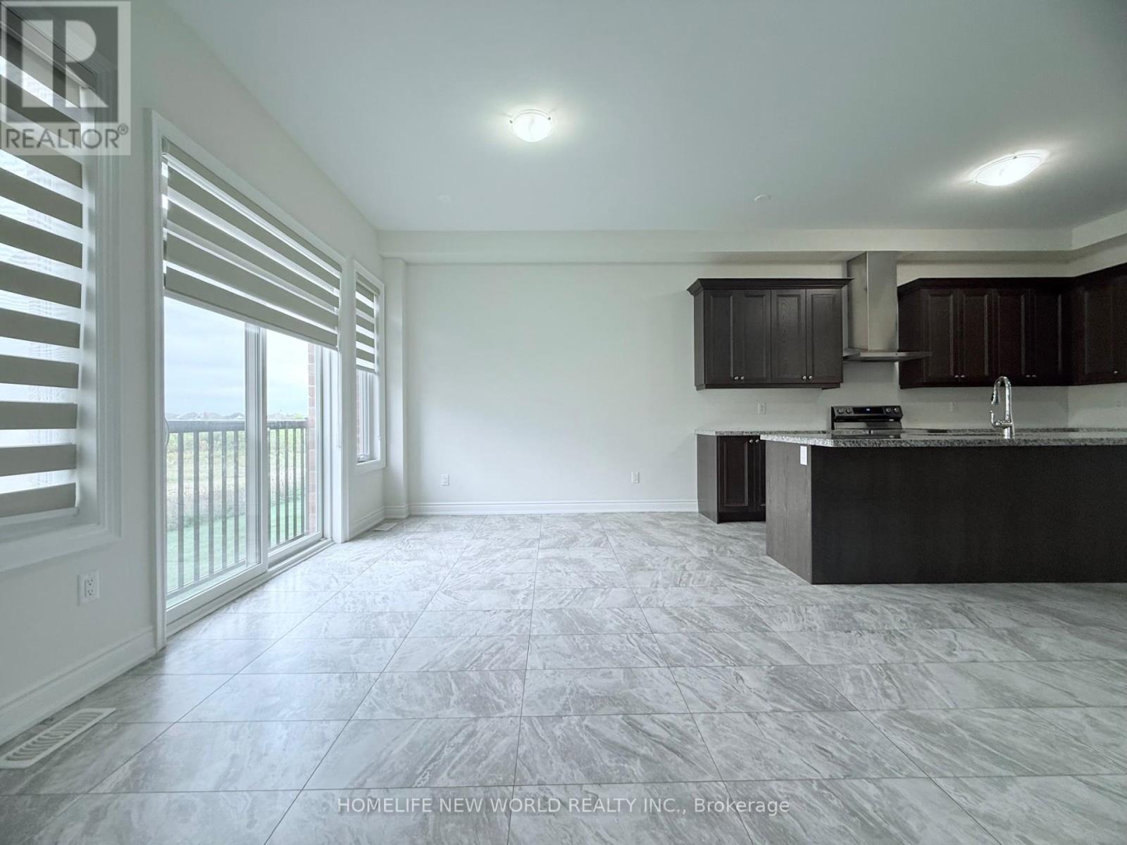 538 Baker Hill Boulevard, Whitchurch-Stouffville, Ontario  L4A 5G3 - Photo 12 - N12458735