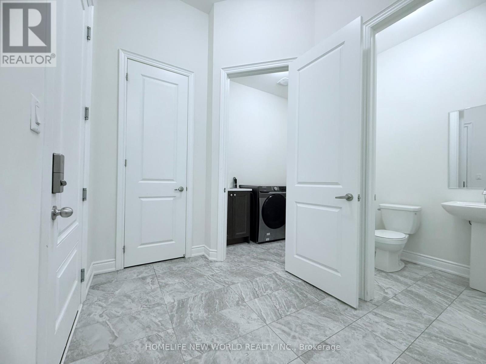 538 Baker Hill Boulevard, Whitchurch-Stouffville, Ontario  L4A 5G3 - Photo 29 - N12458735