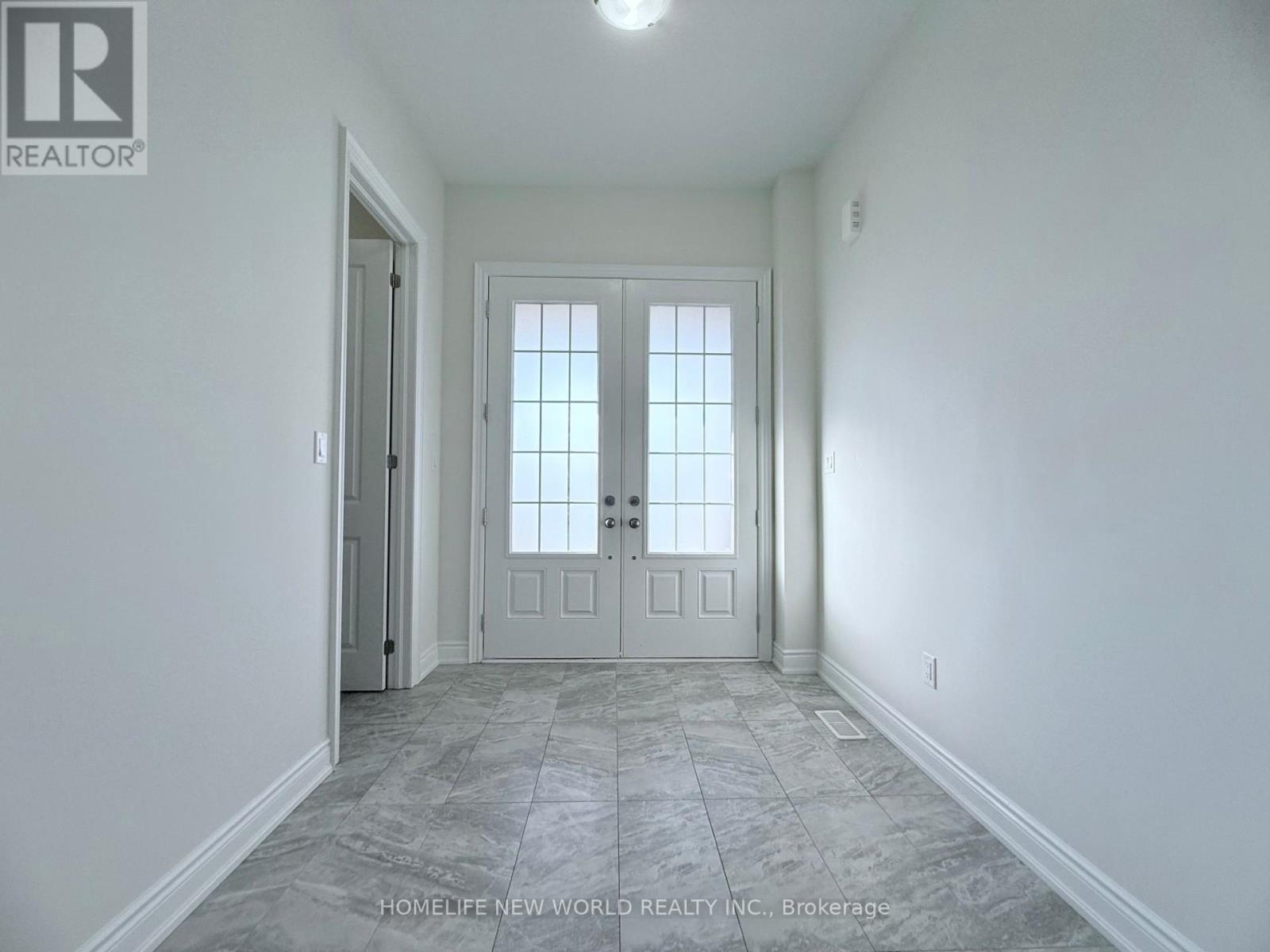 538 Baker Hill Boulevard, Whitchurch-Stouffville, Ontario  L4A 5G3 - Photo 4 - N12458735