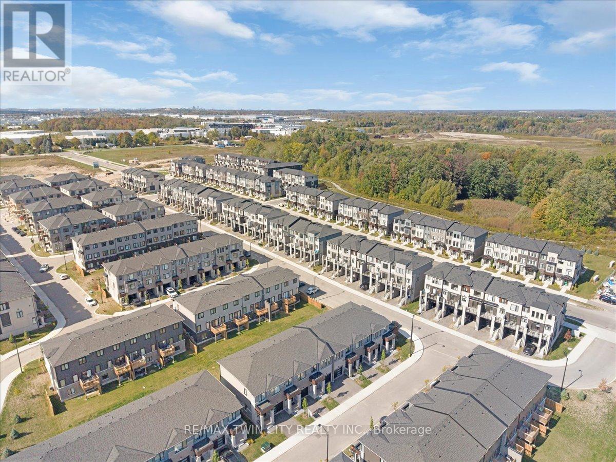 62 - 155 Equestrian Way, Cambridge, Ontario  N3E 0E8 - Photo 40 - X12458737