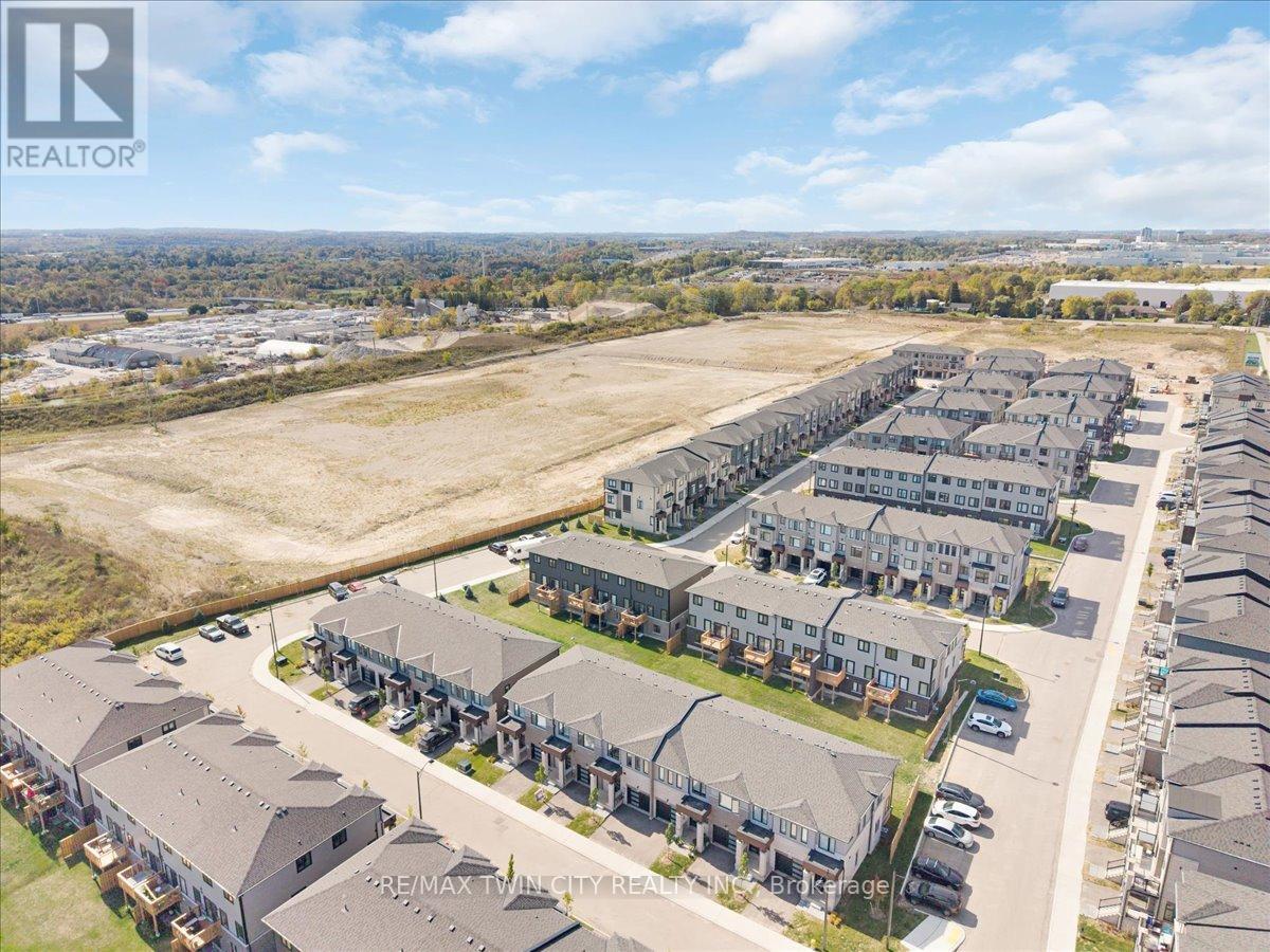62 - 155 Equestrian Way, Cambridge, Ontario  N3E 0E8 - Photo 46 - X12458737