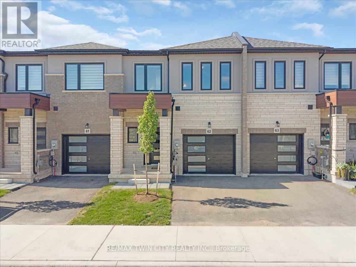 62 - 155 Equestrian Way, Cambridge, Ontario  N3E 0E8 - Photo 47 - X12458737