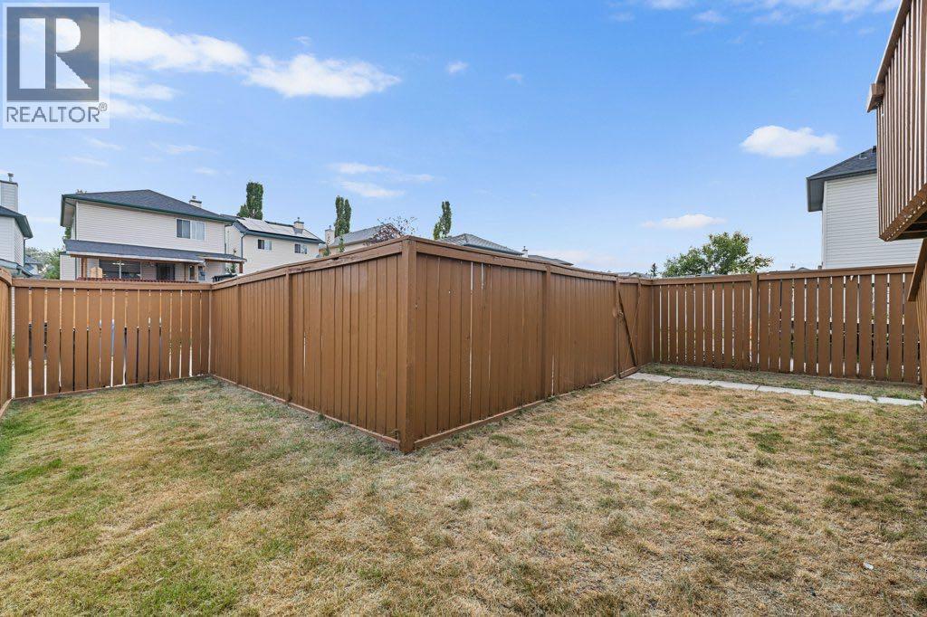74 Anaheim Circle Ne, Calgary, Alberta  T1Y 7E1 - Photo 30 - A2259038