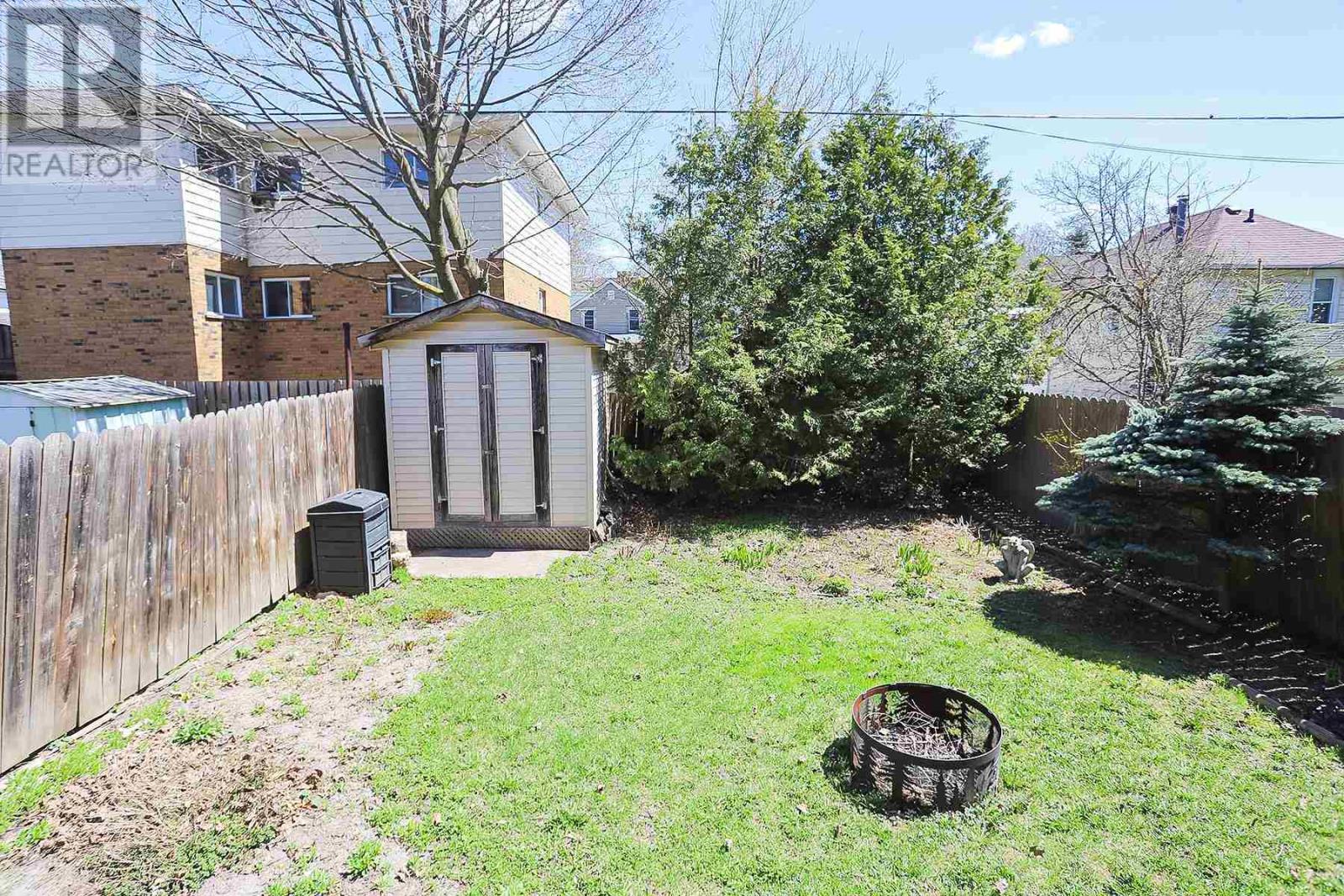 142 Woodward Ave, Sault Ste. Marie, Ontario  P6A 3T7 - Photo 10 - SM251039