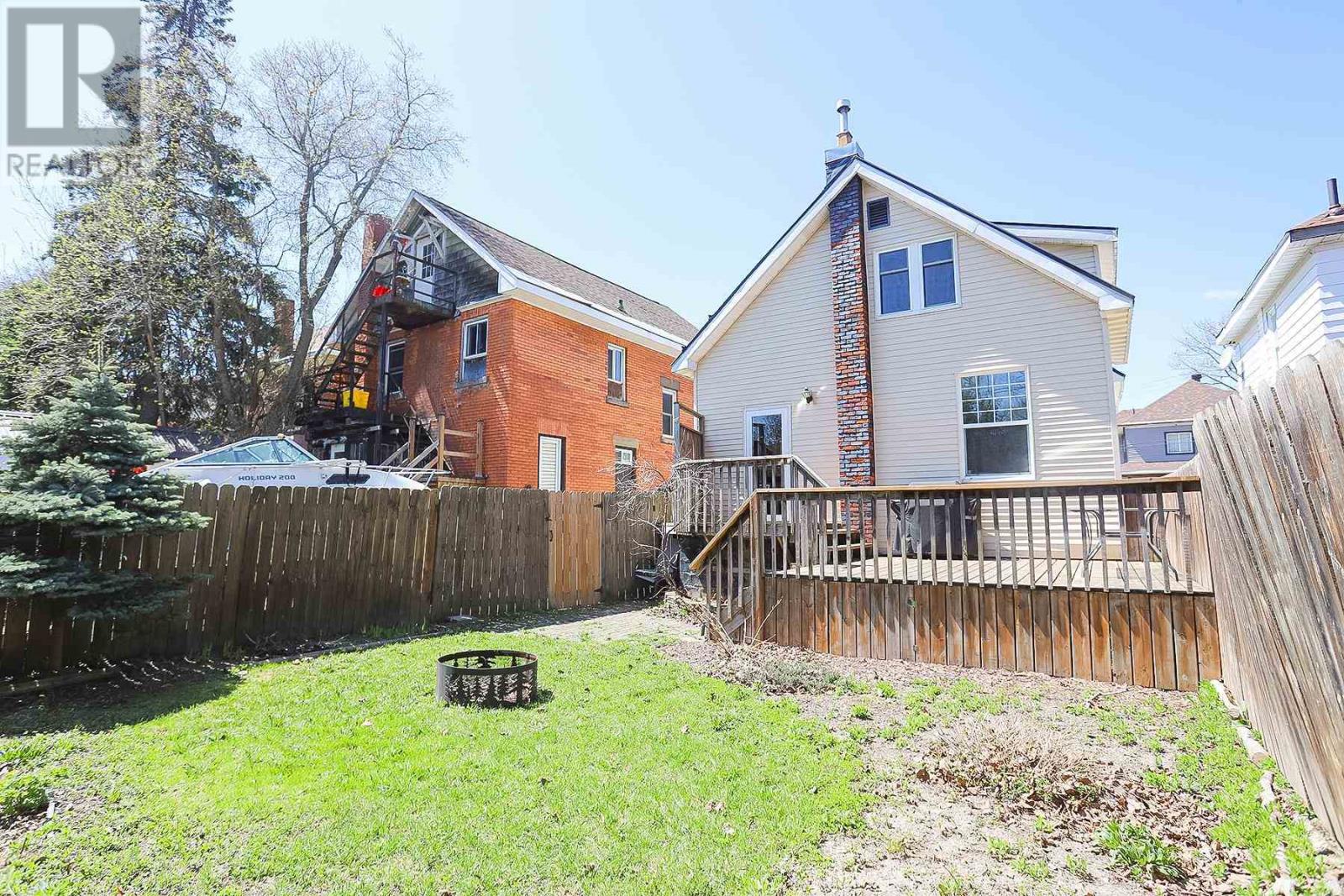 142 Woodward Ave, Sault Ste. Marie, Ontario  P6A 3T7 - Photo 8 - SM251039