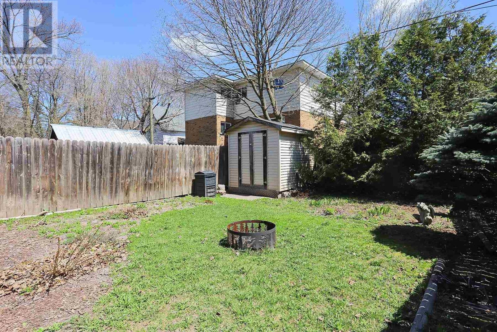 142 Woodward Ave, Sault Ste. Marie, Ontario  P6A 3T7 - Photo 7 - SM251039