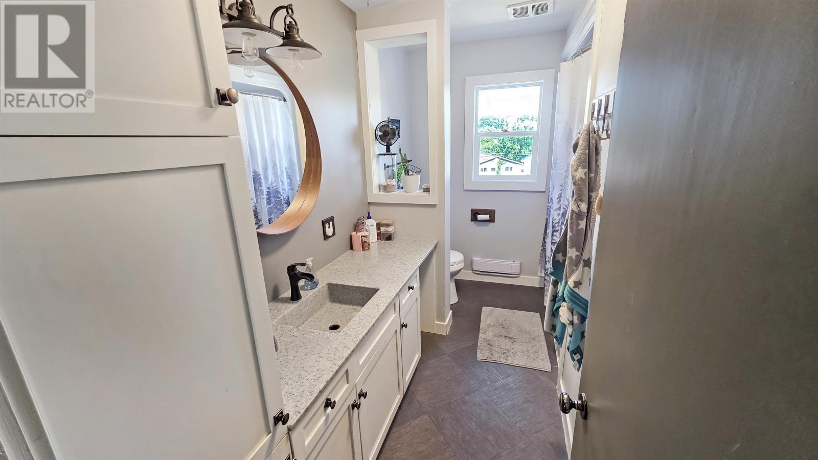 912 Ninth St N, Kenora, Ontario  P9N 2T2 - Photo 8 - TB252749