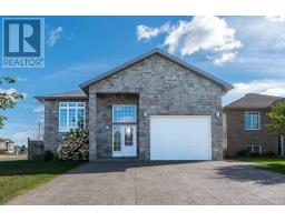 200 Deer Ct, Thunder Bay, Ca
