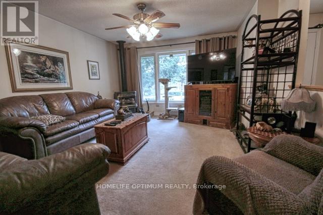 228 Pirates Glen Drive, Trent Lakes, Ontario  K0M 1A0 - Photo 36 - X12451077