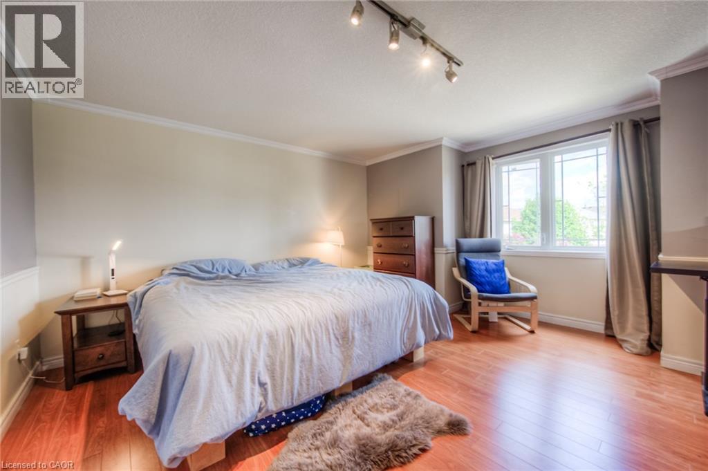 664 Brandenburg Boulevard, Waterloo, Ontario  N2T 2V4 - Photo 18 - 40778473