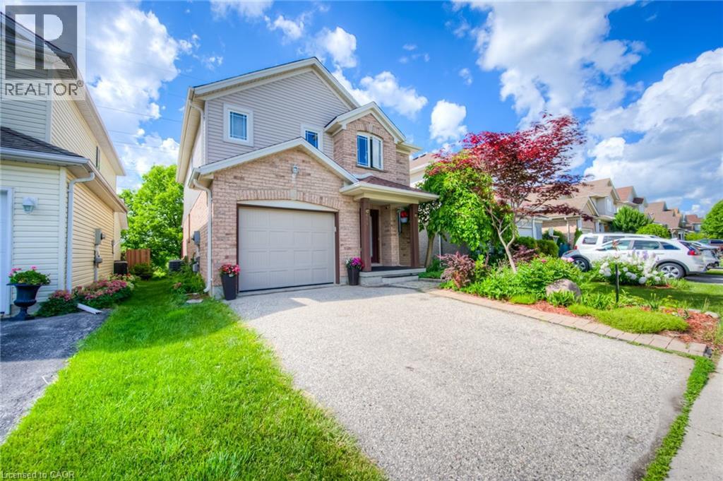 664 Brandenburg Boulevard, Waterloo, Ontario  N2T 2V4 - Photo 2 - 40778473