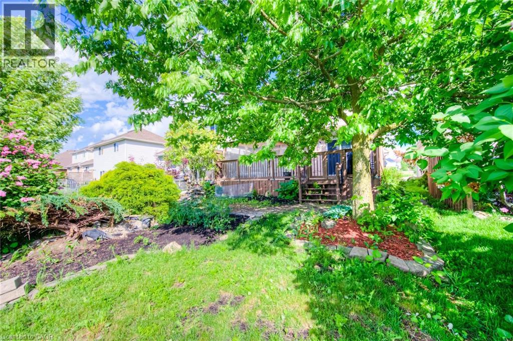 664 Brandenburg Boulevard, Waterloo, Ontario  N2T 2V4 - Photo 34 - 40778473