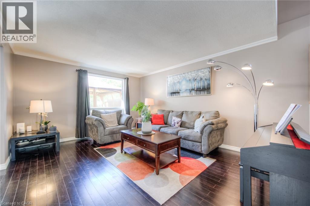 664 Brandenburg Boulevard, Waterloo, Ontario  N2T 2V4 - Photo 7 - 40778473