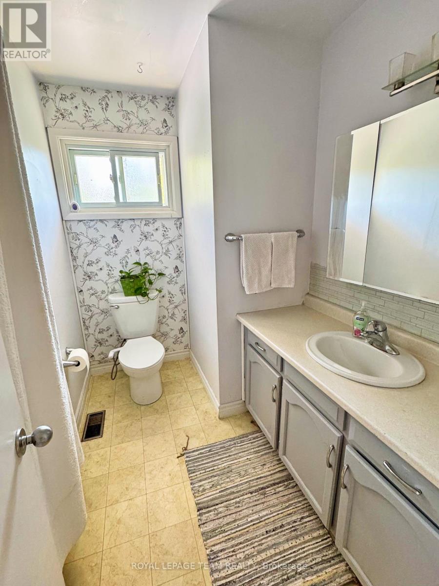 209 Reynolds Drive E, Brockville, Ontario  K6V 1X8 - Photo 25 - X12450187