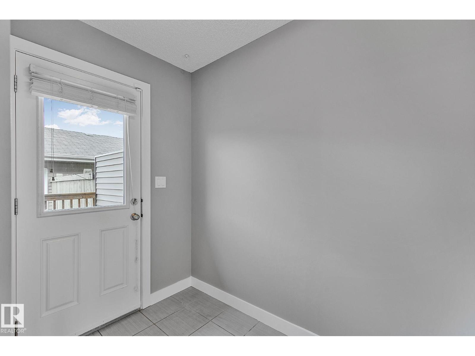 7388 Edgemont Wy Nw, Edmonton, Alberta  T6M 0P4 - Photo 12 - E4461867