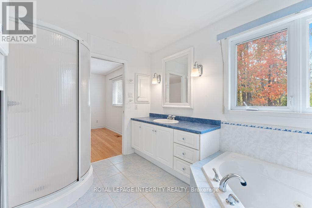 81 Lloydalex Crescent, Ottawa, Ontario  K2S 2E8 - Photo 22 - X12458748