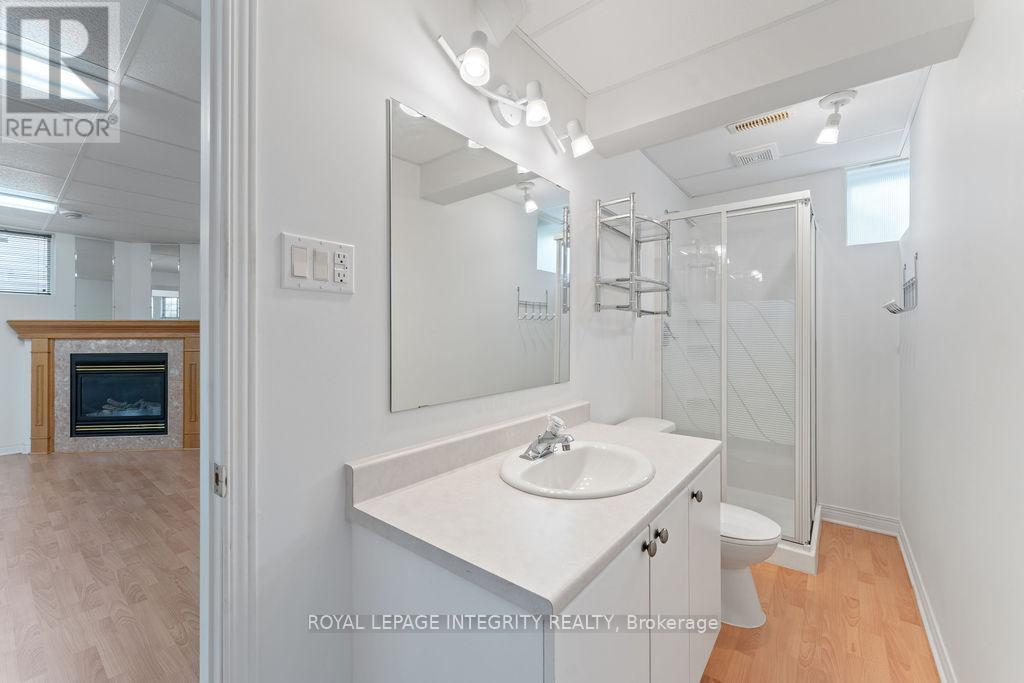 81 Lloydalex Crescent, Ottawa, Ontario  K2S 2E8 - Photo 39 - X12458748