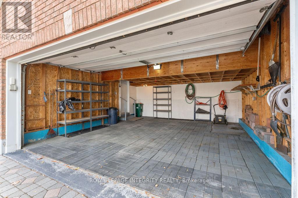 81 Lloydalex Crescent, Ottawa, Ontario  K2S 2E8 - Photo 40 - X12458748