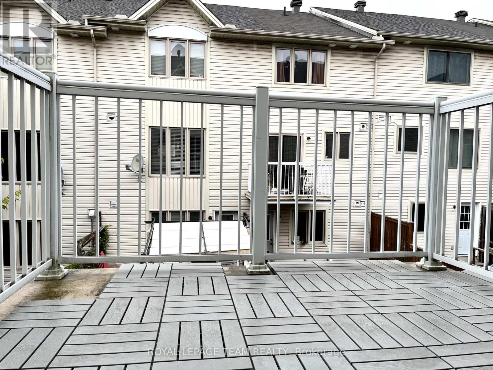 35 Jenscott Private, Ottawa, Ontario  K2C 0E4 - Photo 15 - X12458749