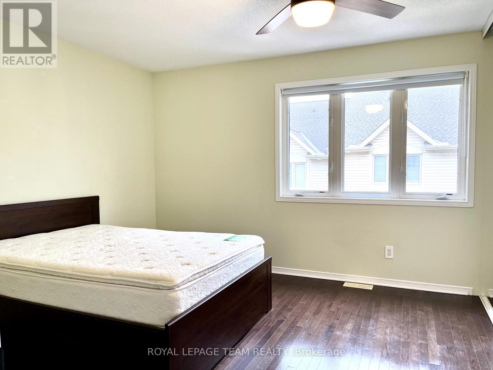 35 Jenscott Private, Ottawa, Ontario  K2C 0E4 - Photo 22 - X12458749