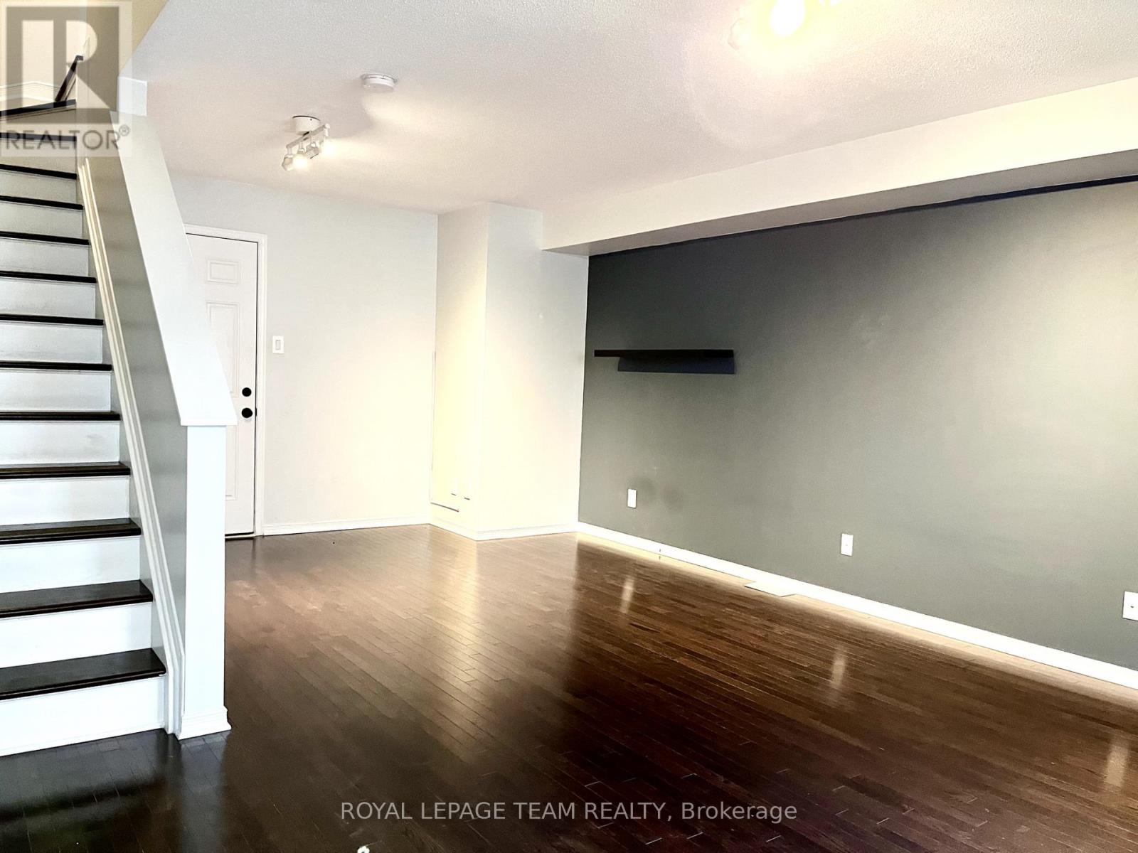 35 Jenscott Private, Ottawa, Ontario  K2C 0E4 - Photo 26 - X12458749